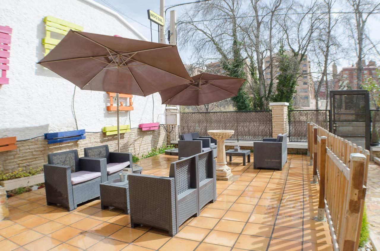 Hostal Los Calatravos Alcañiz Exterior foto